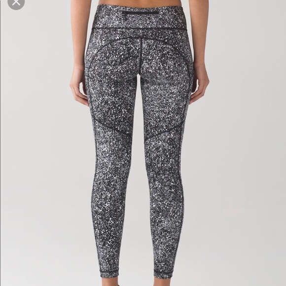 Lululemon Speed Tight Reflective 